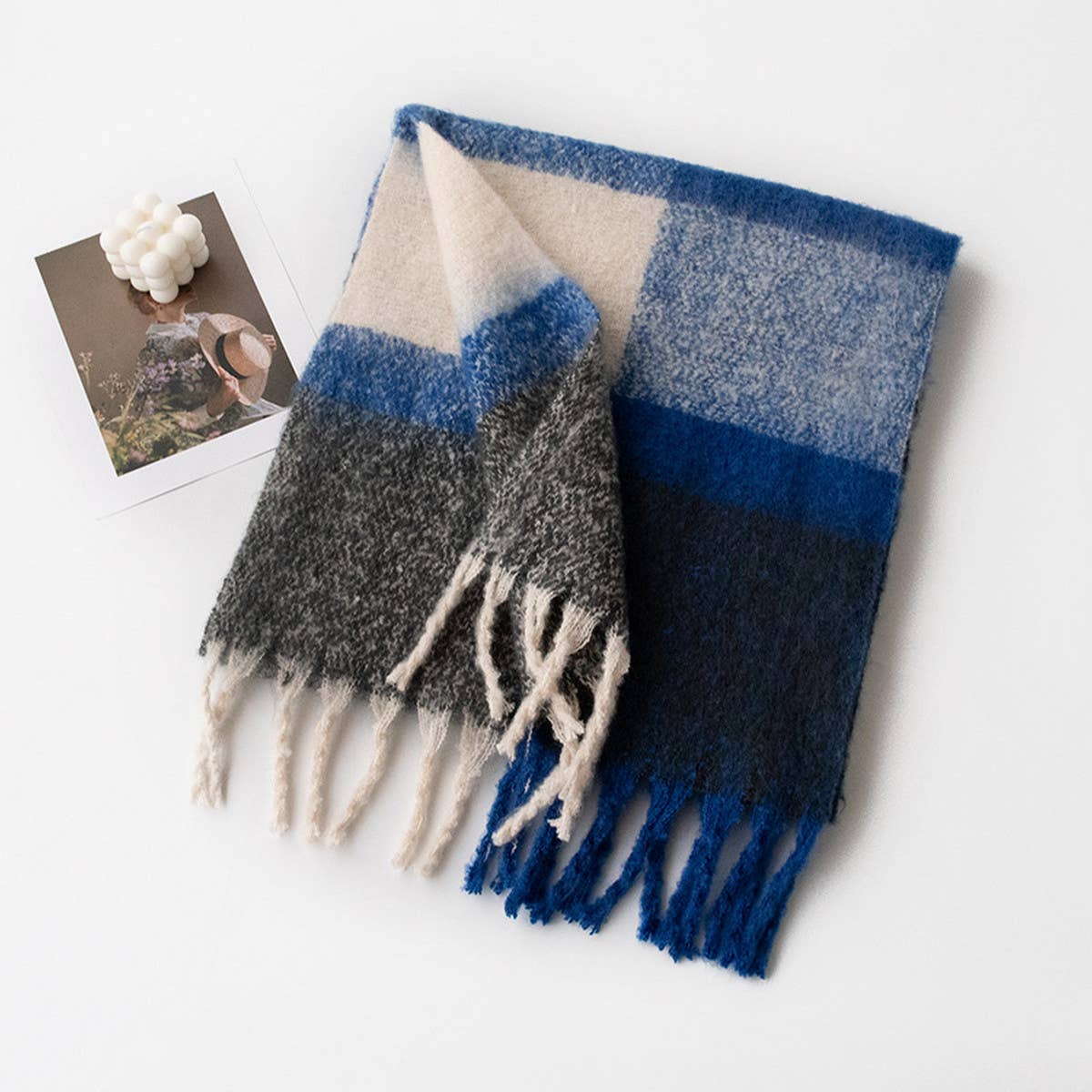 AUTUMN AND WINTER FLUFFY PLAID SCARF_CWASC1006