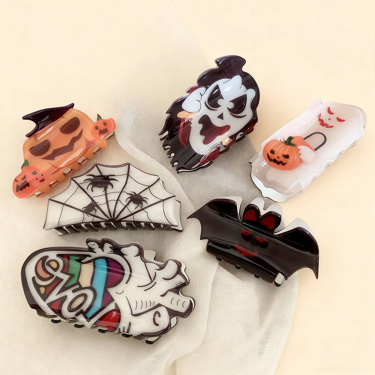 CWAHA07710_HALLOWEEN SPIDER HEART PUMPKIN CLAW CLIP