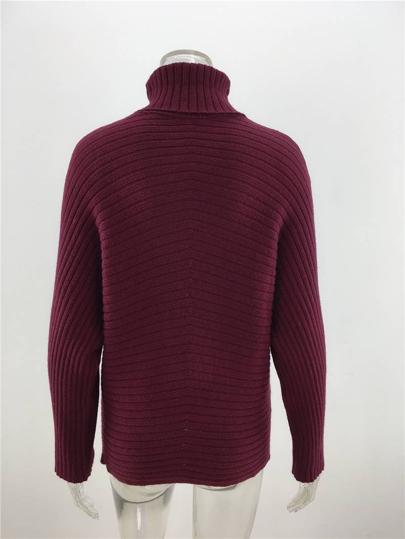 STYLISH LOOSE-FITTING SOLID TURTLENECK SWEATER