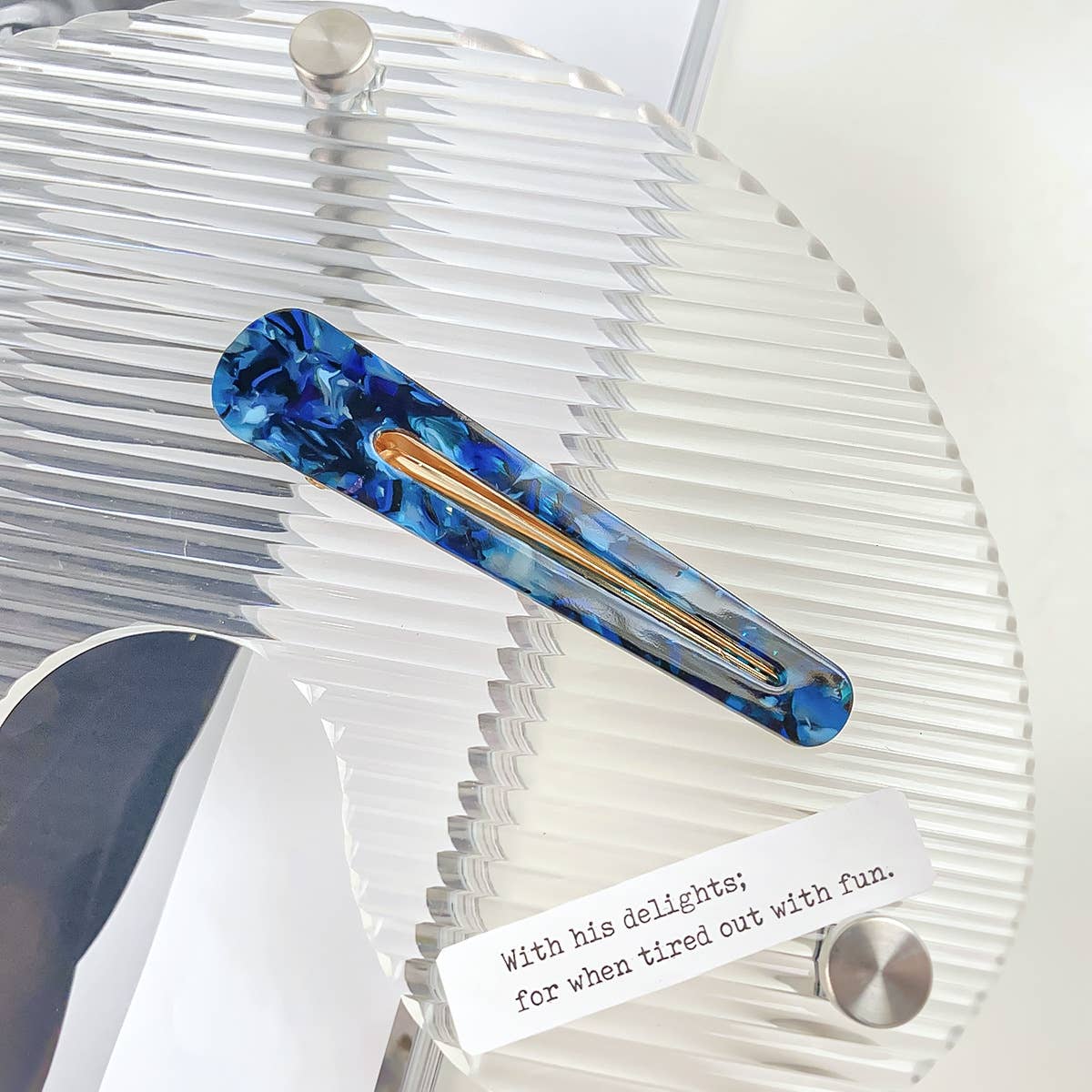 Teardrop duckbill shaped acetate plate hair clip