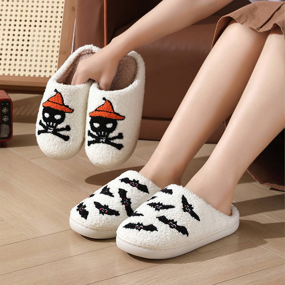 HALLOWEEN CARTOON SKULL PATTERN COTTON SLIPPERS