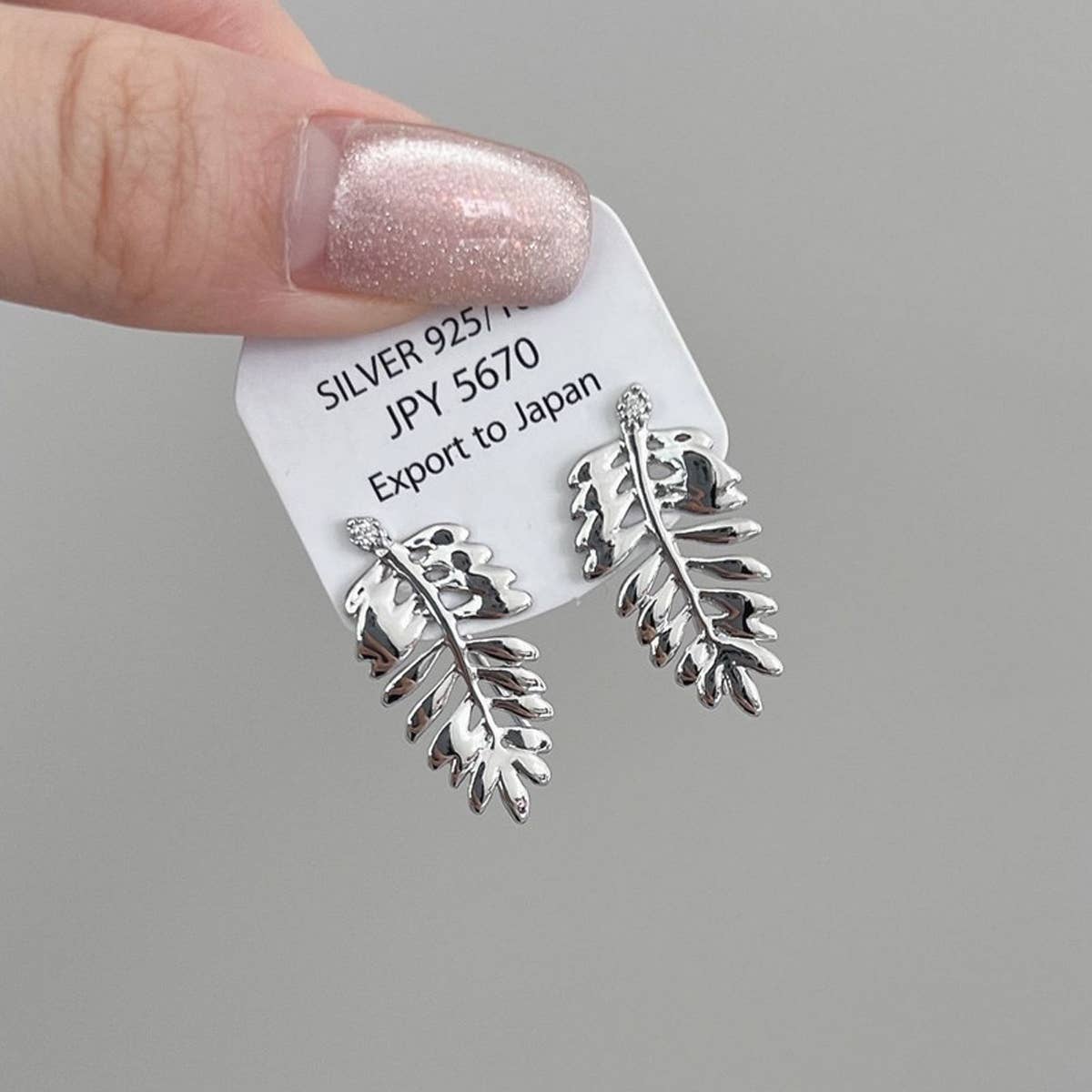 ADVANCED TREE LEAF EARRINGS AND EARRINGS_CWAJE1447