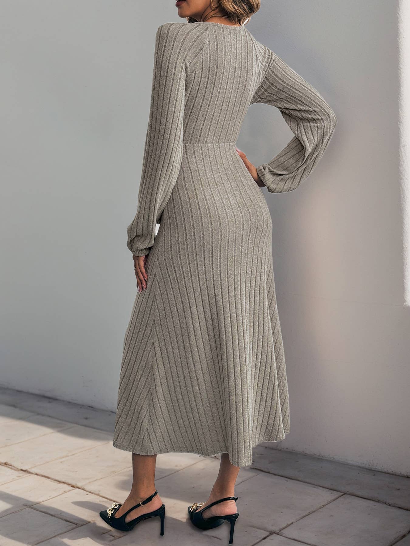 V-neck solid color button-up A-swing knit dress