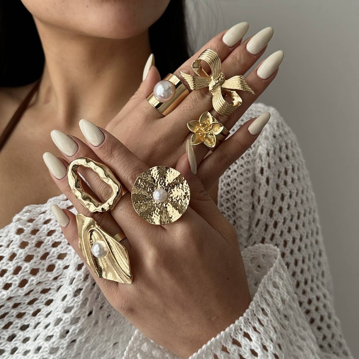 FASHIONABLE IRREGULAR BUTTERFLY COMBINED RING