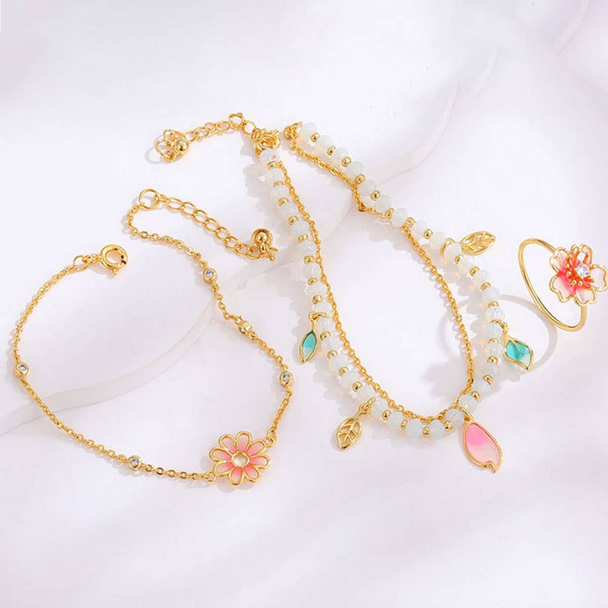 WOMEN'S HOLLOW FLOWER HANDMADE BEADED BRACELET