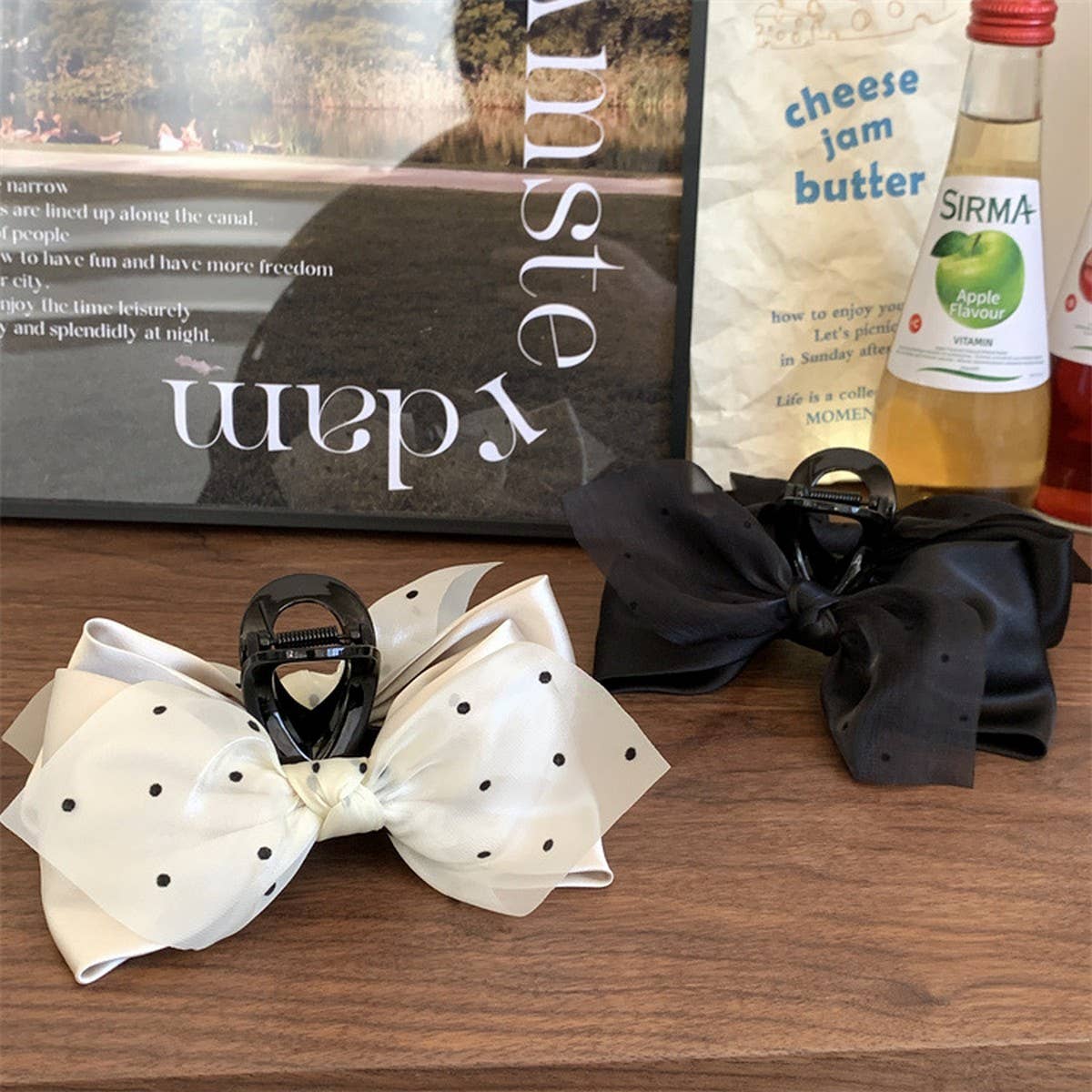 RETRO FRENCH BUTTERFLY MESH KNOT CLIP_CWAHA1284