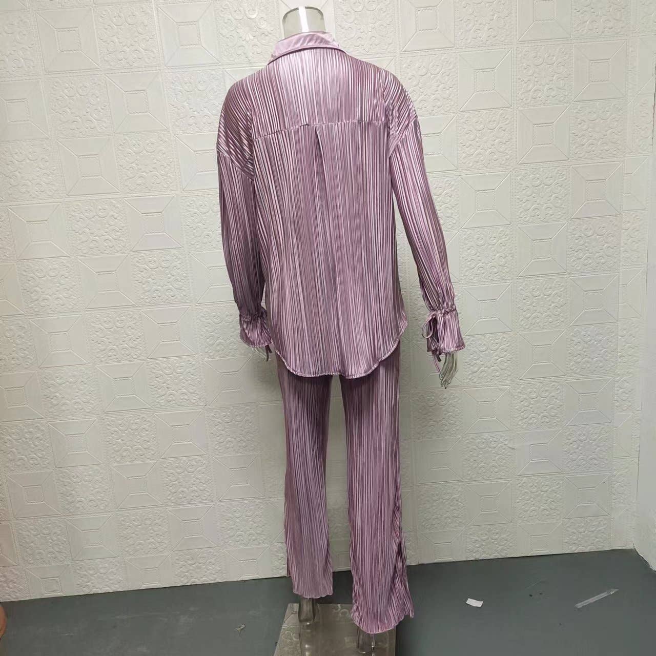 Fashion Pleated Shirt with Split Long Sleeve Set