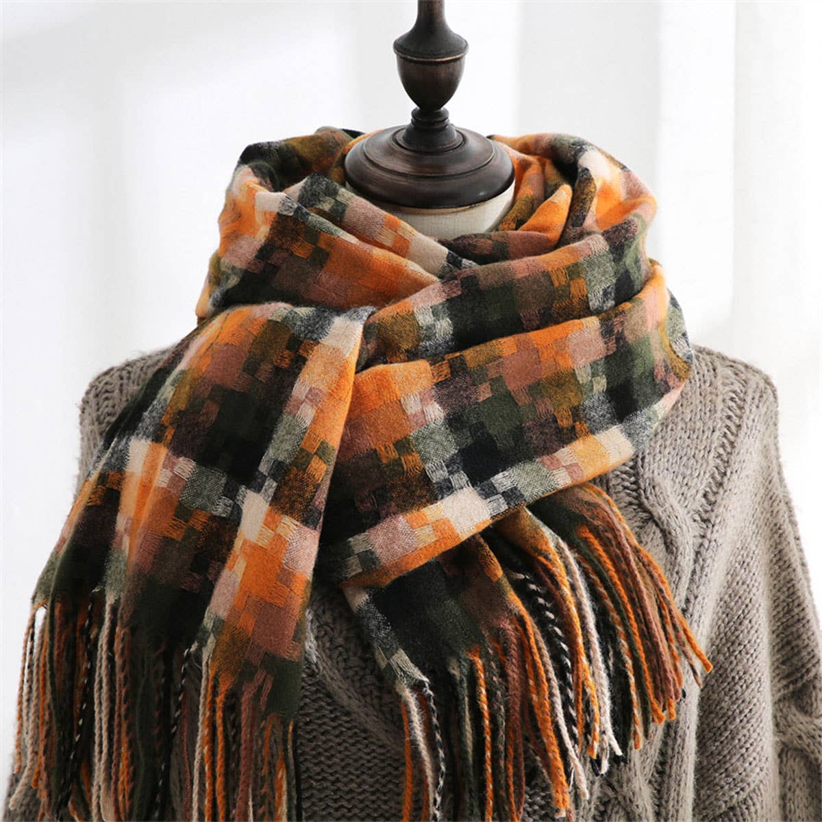 Plaid Fringe Scarf ??Trendy Winter Wrap_CWASC0199