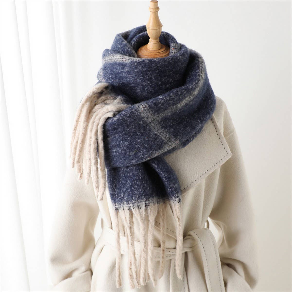 Minimalist Grid Scarf Shawl with Warm Texture