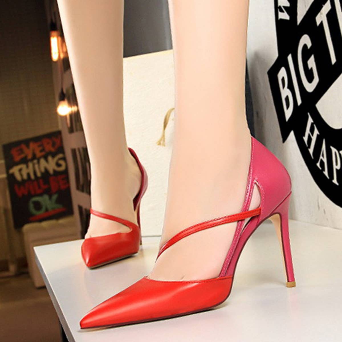 NEW POINTY COLOR MATCHING HOLLOW HIGH HEELS