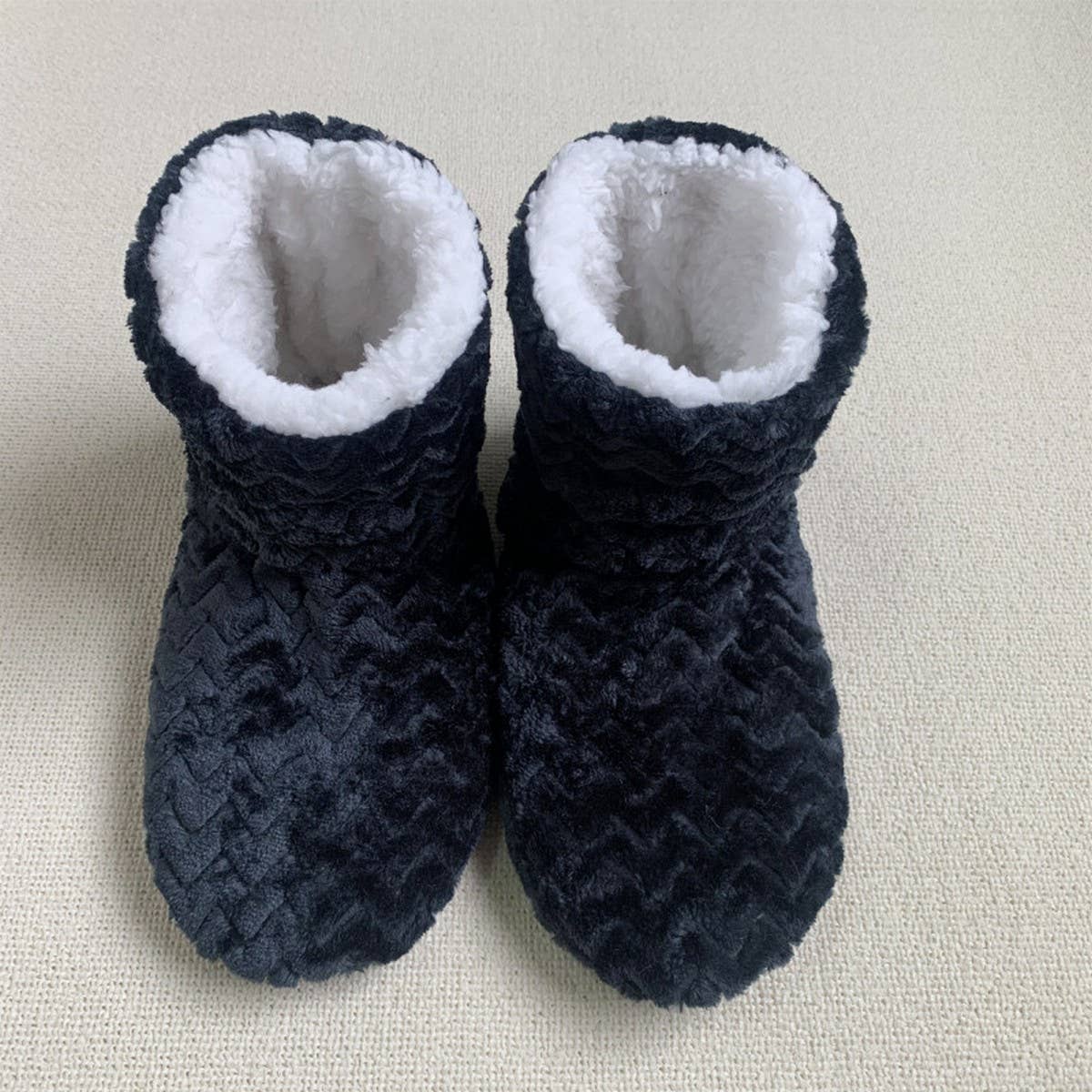 WINTER THICK WARM SHORTS SOFT SOCKS SLIPPERS
