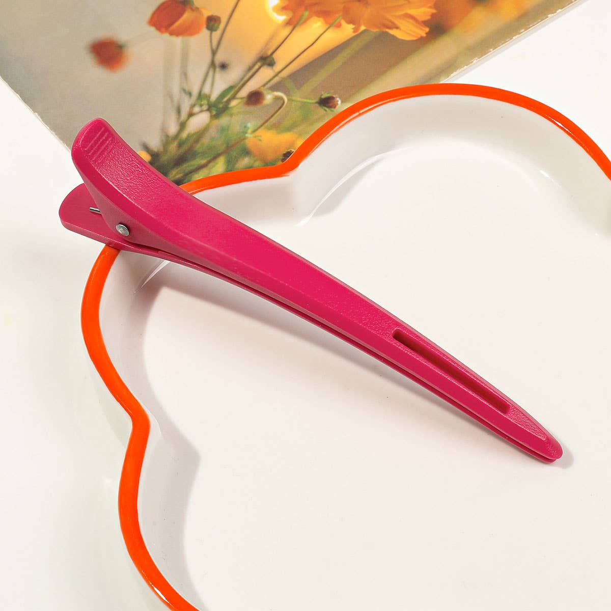 Duckbill clip high-end one-piece clip