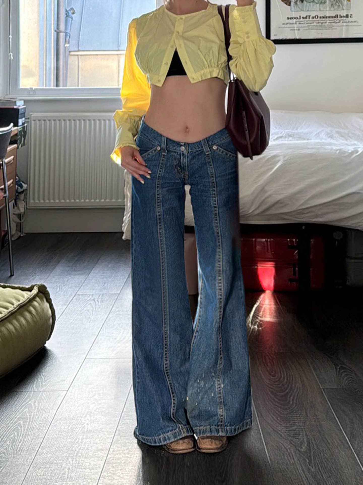 Low-waisted slightly flared jeans,casual jeans