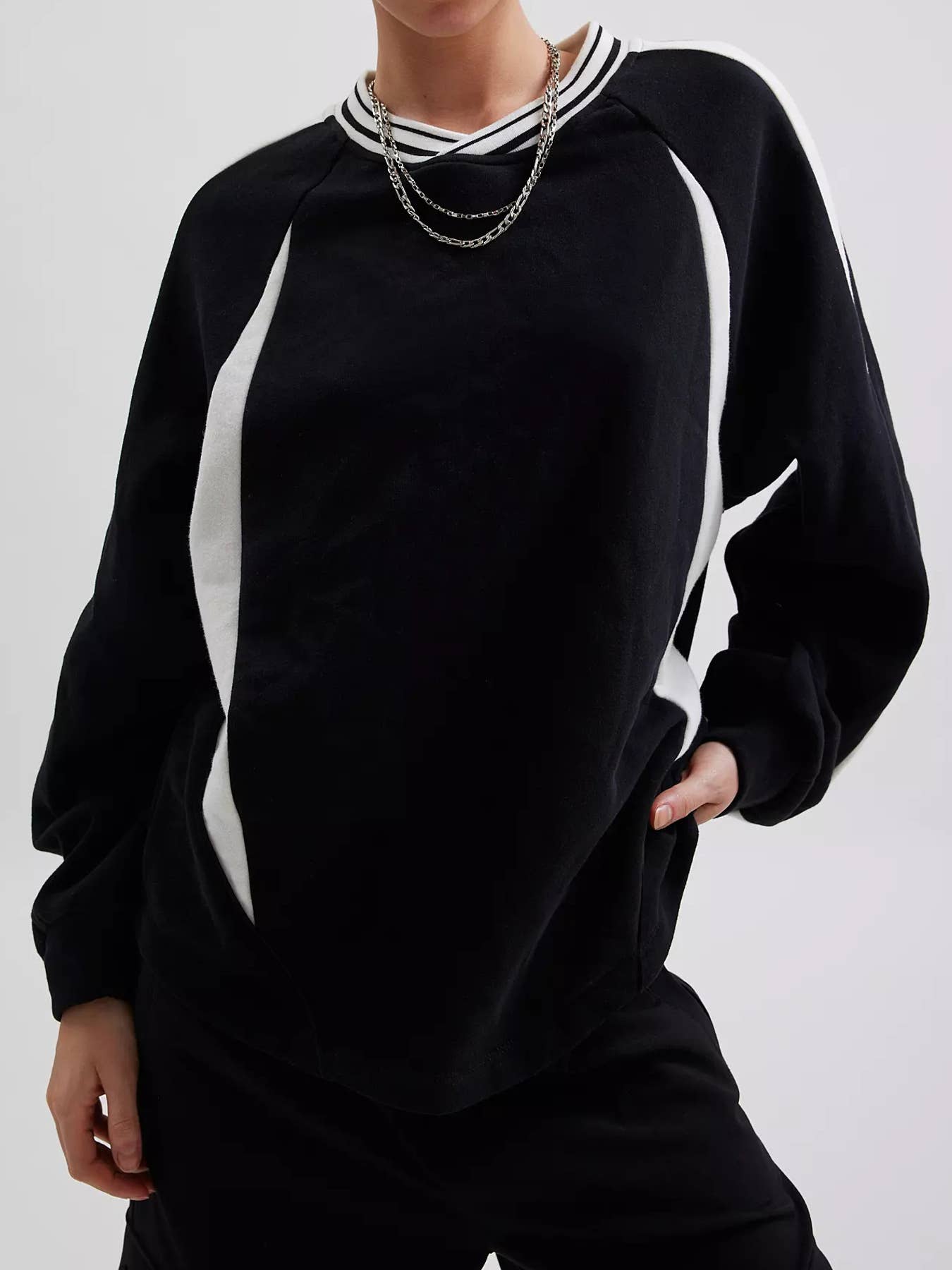Design Color Contrast Pullover Hoodie