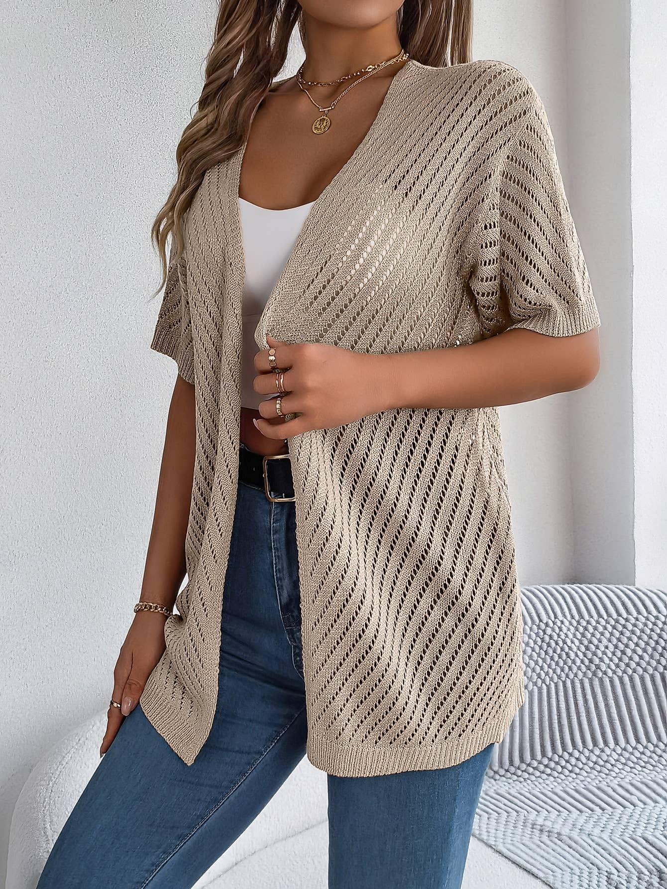 Hollow-out short-sleeved cardigan