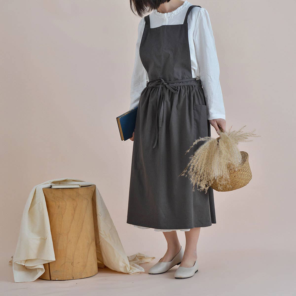 Waterproof cotton linen apron Aprons with pocket
