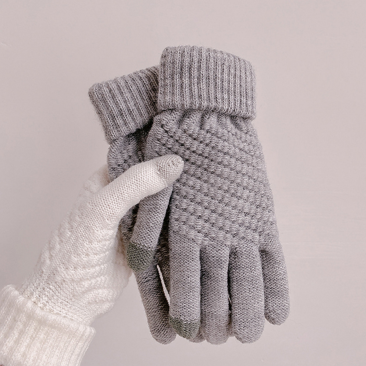 Self-Heating Knit Gloves ? Cute & Warm Design_CWAG0198