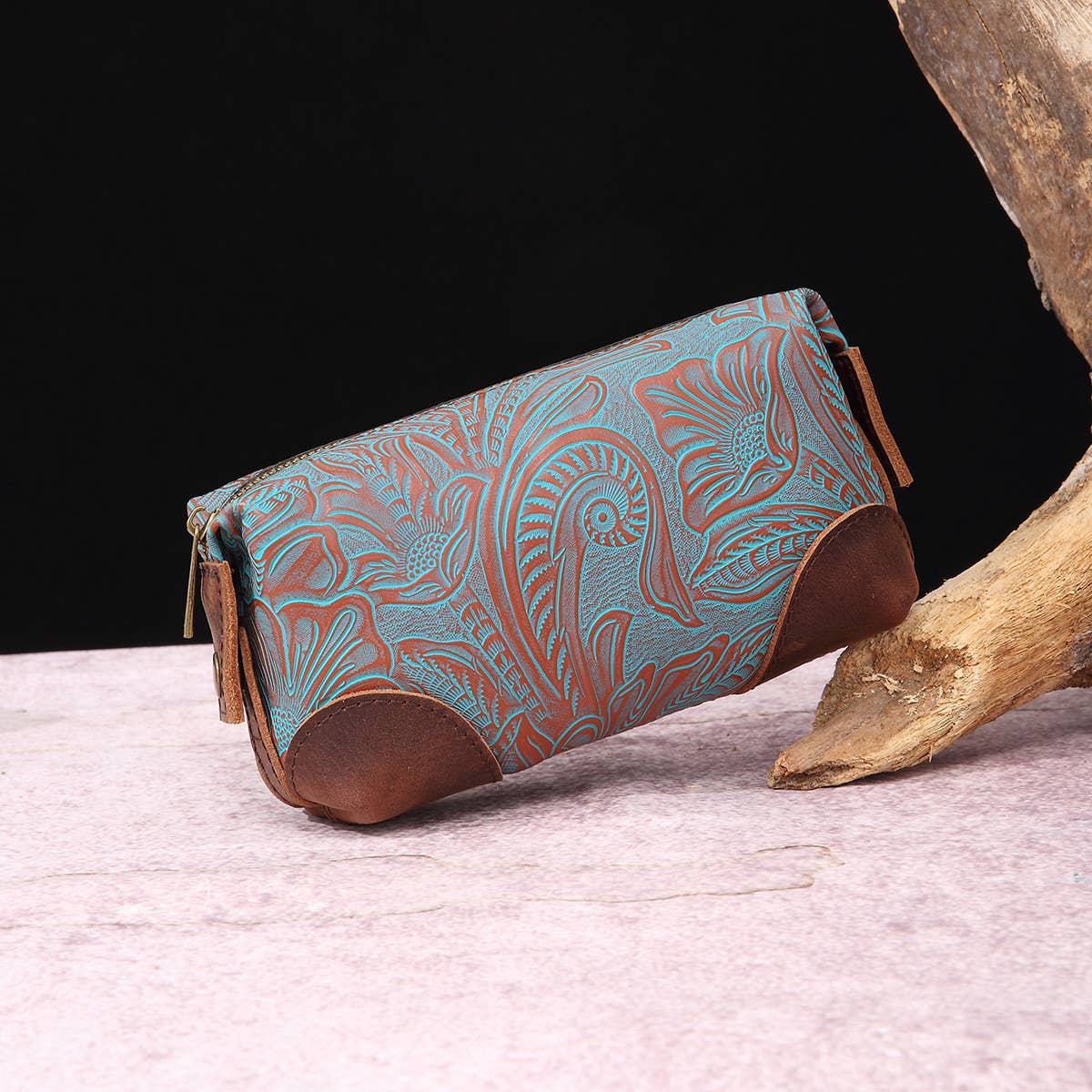 VINTAGE EMBOSSED BOHEMIAN CLUTCH WALLET_CWAB2590