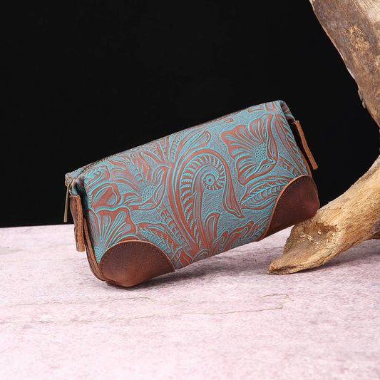 VINTAGE EMBOSSED BOHEMIAN CLUTCH WALLET_CWAB2590