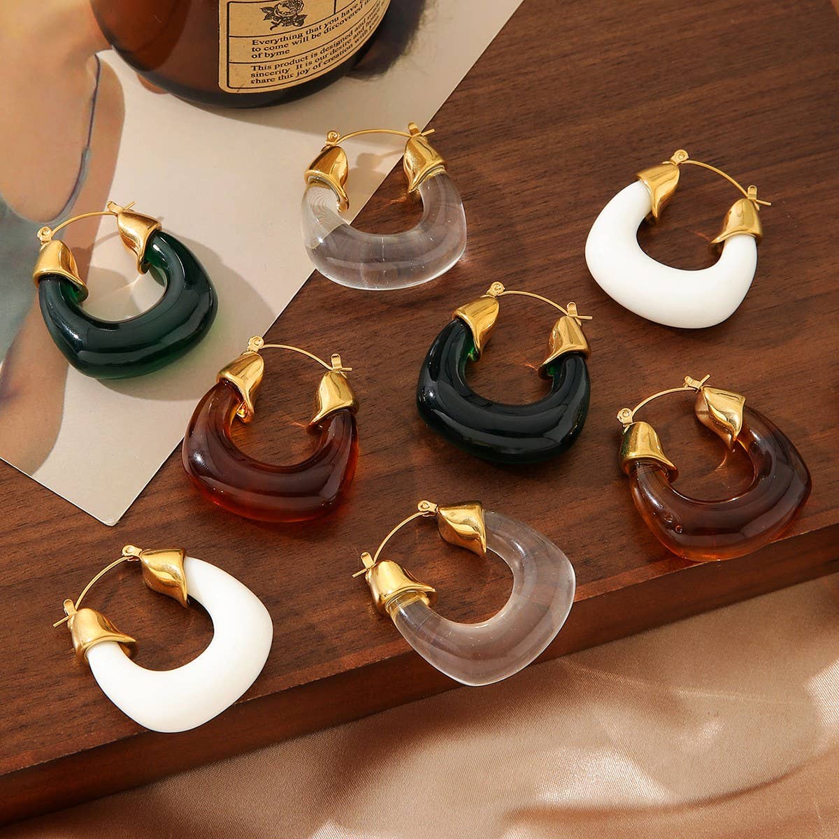 RETRO STYLE STAINLESS STEEL GOLD-PLATED EARRINGS_CWMM3657