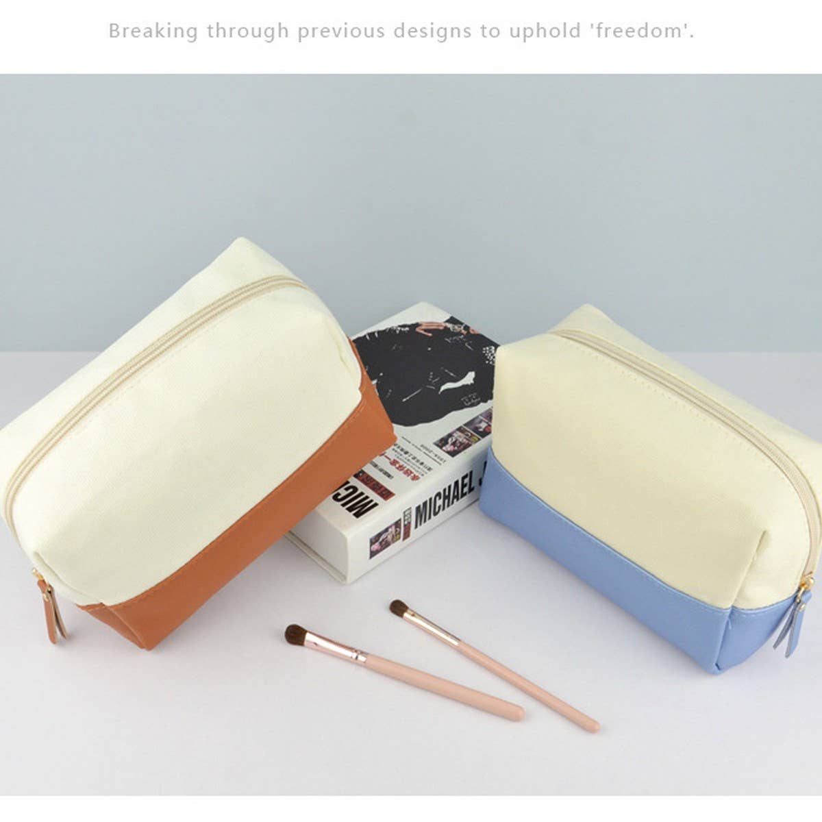 CONTRAST STITCHING CANVAS WASHING COSMETIC BAG_CWAB1083