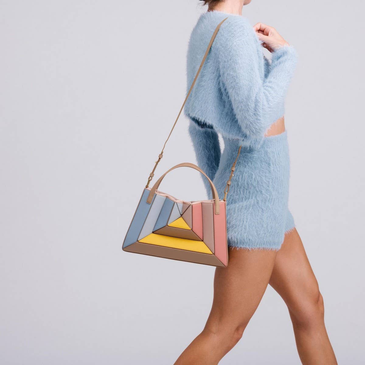 CONTRAST COLOR PATCHWORK DRAWSTRING HANDBAG_CWAB1928