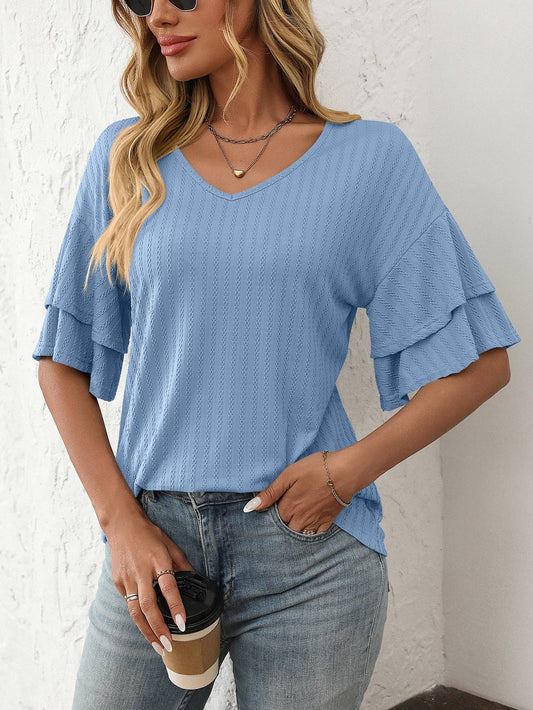 Solid color V-neck T-shirt with lotus sleeves