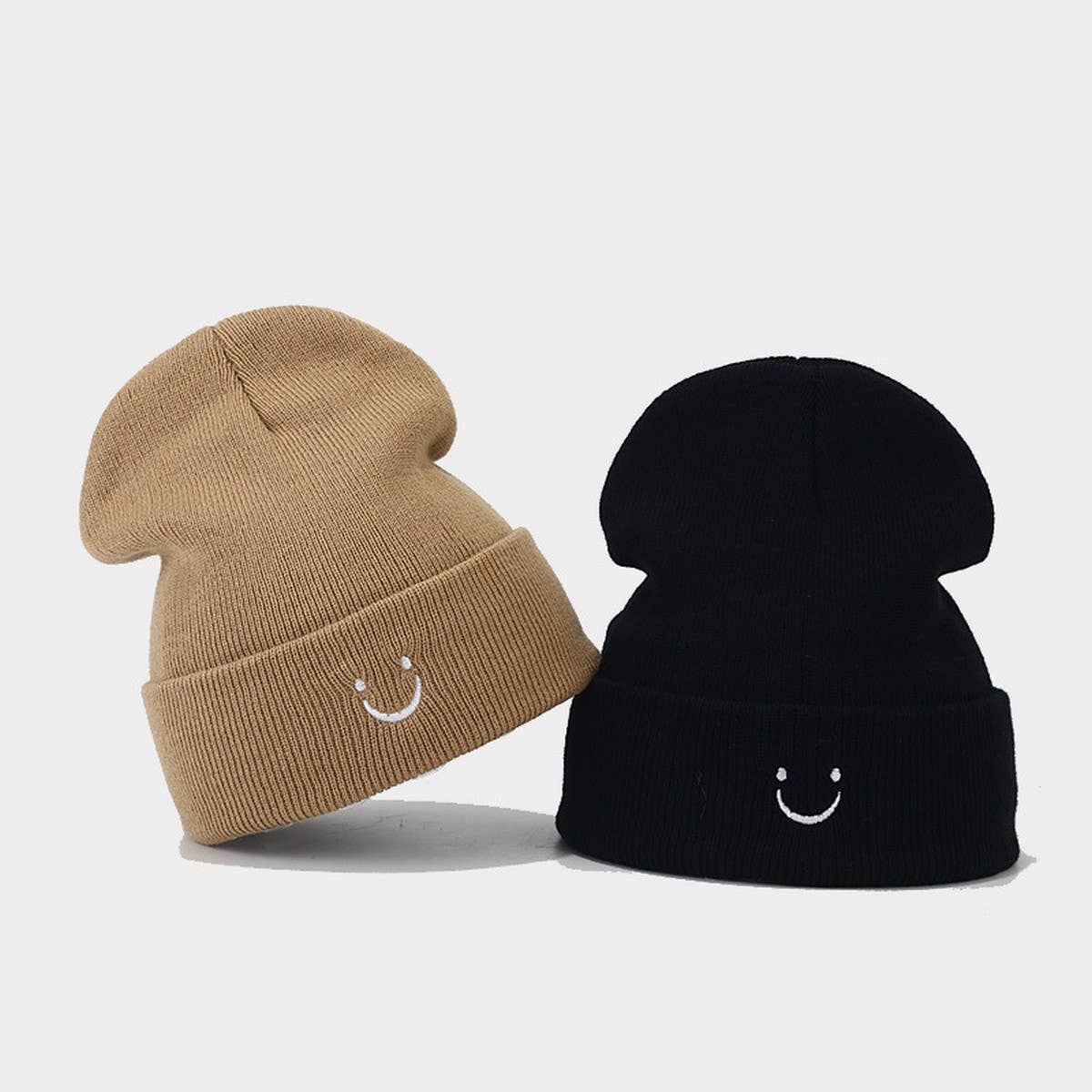LITTLE SMILEY FACE SIMPLE EMBROIDERED KNITTED HAT_CWAH2070