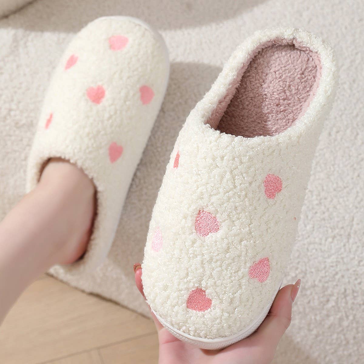 CUTE CARTOON LITTLE HEART WINTER COTTON SLIPPERS