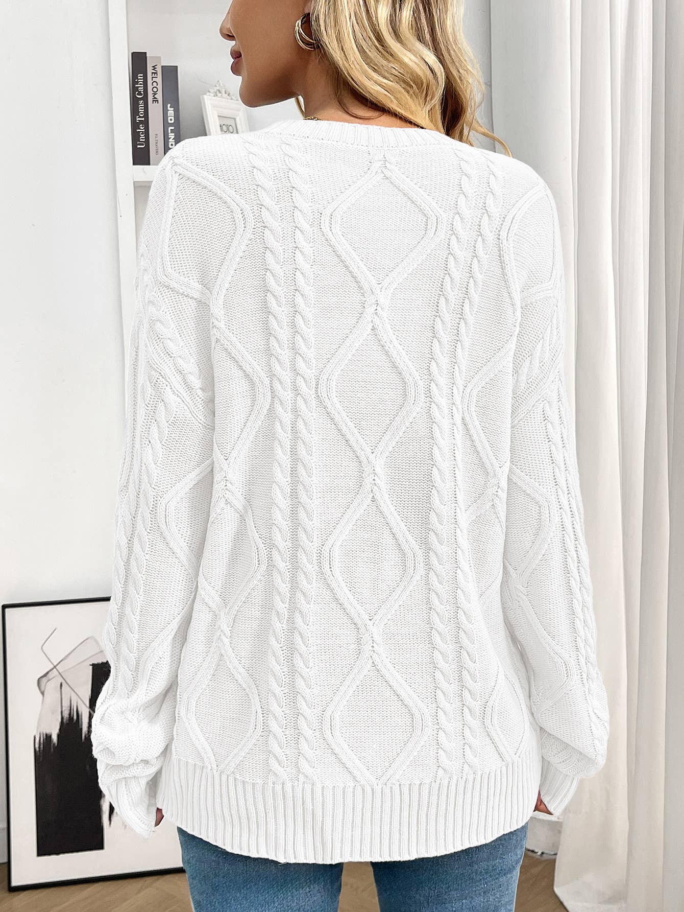 Round-neck loose knitted round-neck sweater