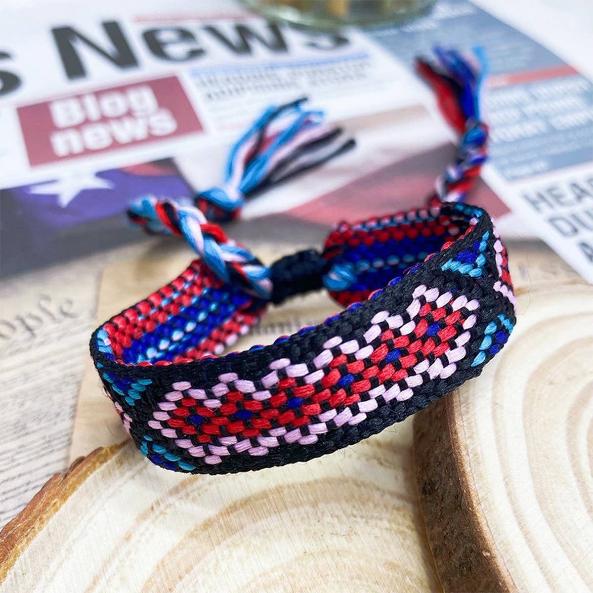 CWAJE4569_VINTAGE HAND-WOVEN EMBROIDERED TASSEL BRACELET