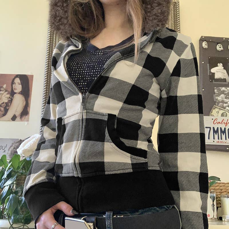VINTAGE BLACK AND WHITE CHECKERED ZIPPER JACKET