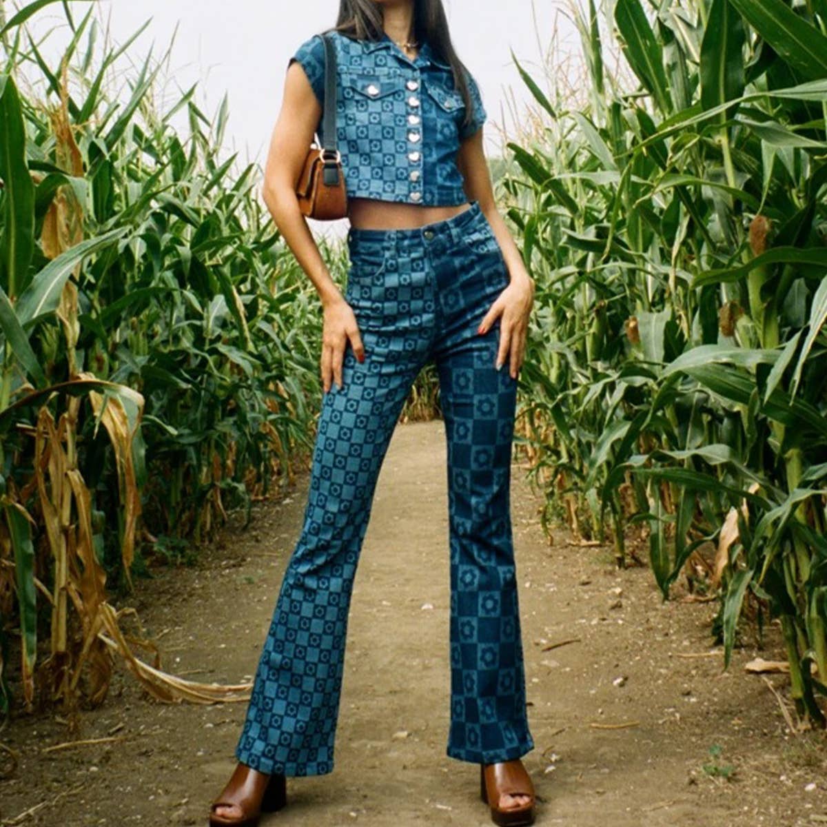 DARK PRINTED HIGH WAISTED WIDE LEG FLARED JEANS