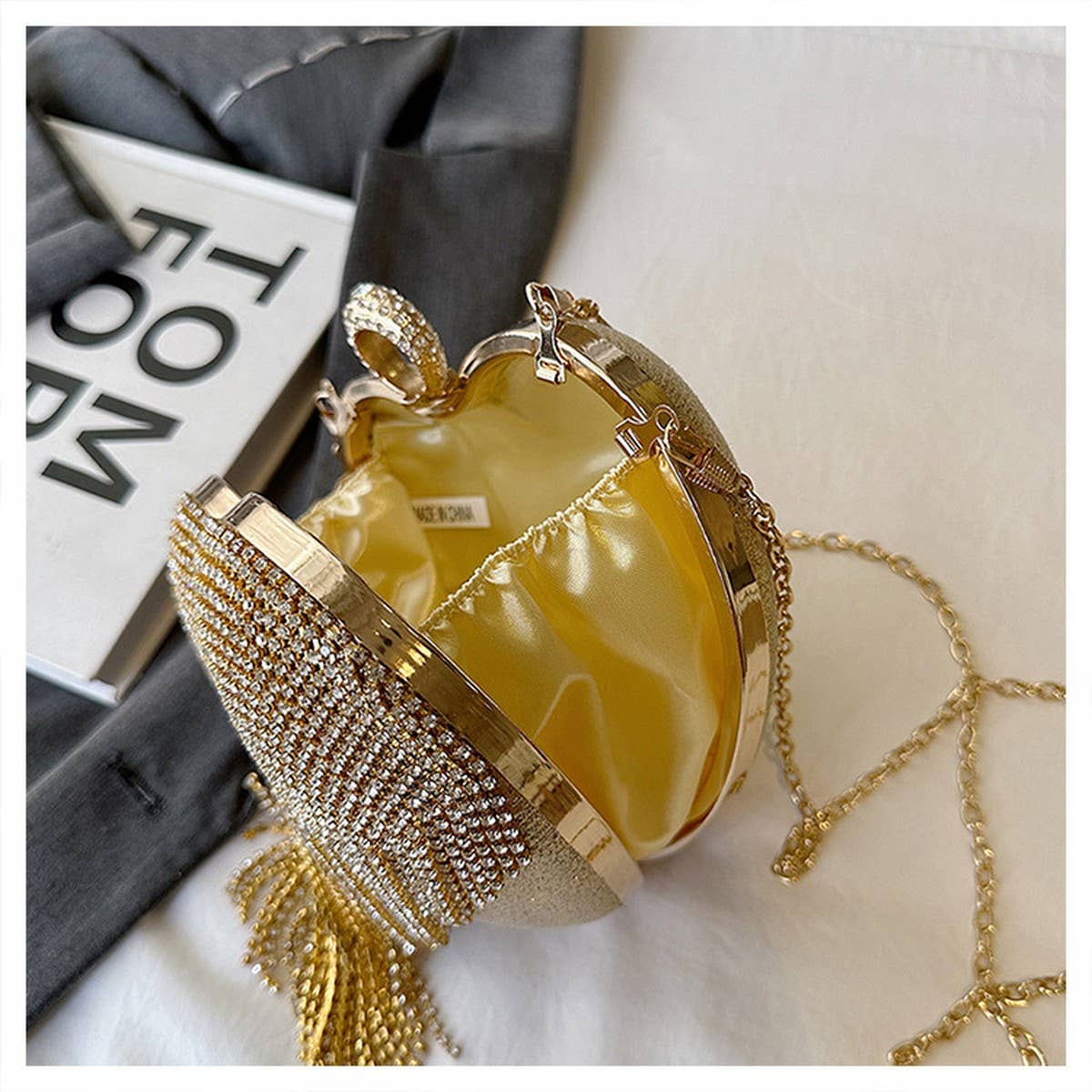 TASSEL SHINY HEART BAG DIAMOND BAG CLUTCH BAG_CWAB3250