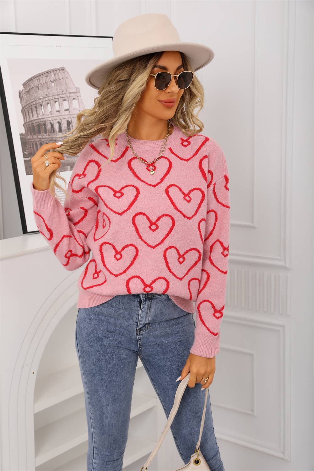 Round-neck heart-shaped color-blocking sweater