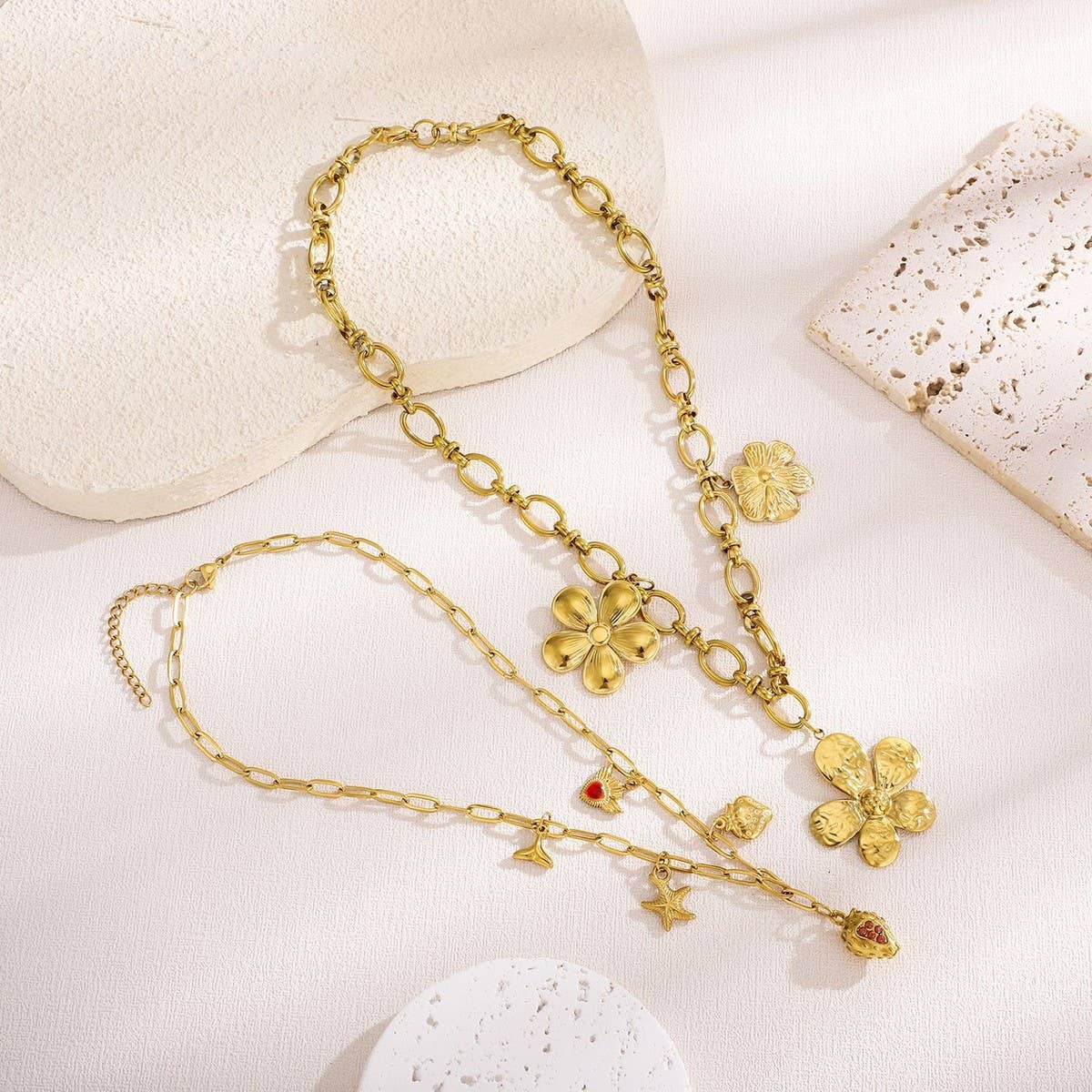 Original Steel Flower Necklace with Strawberry_CWMM8854