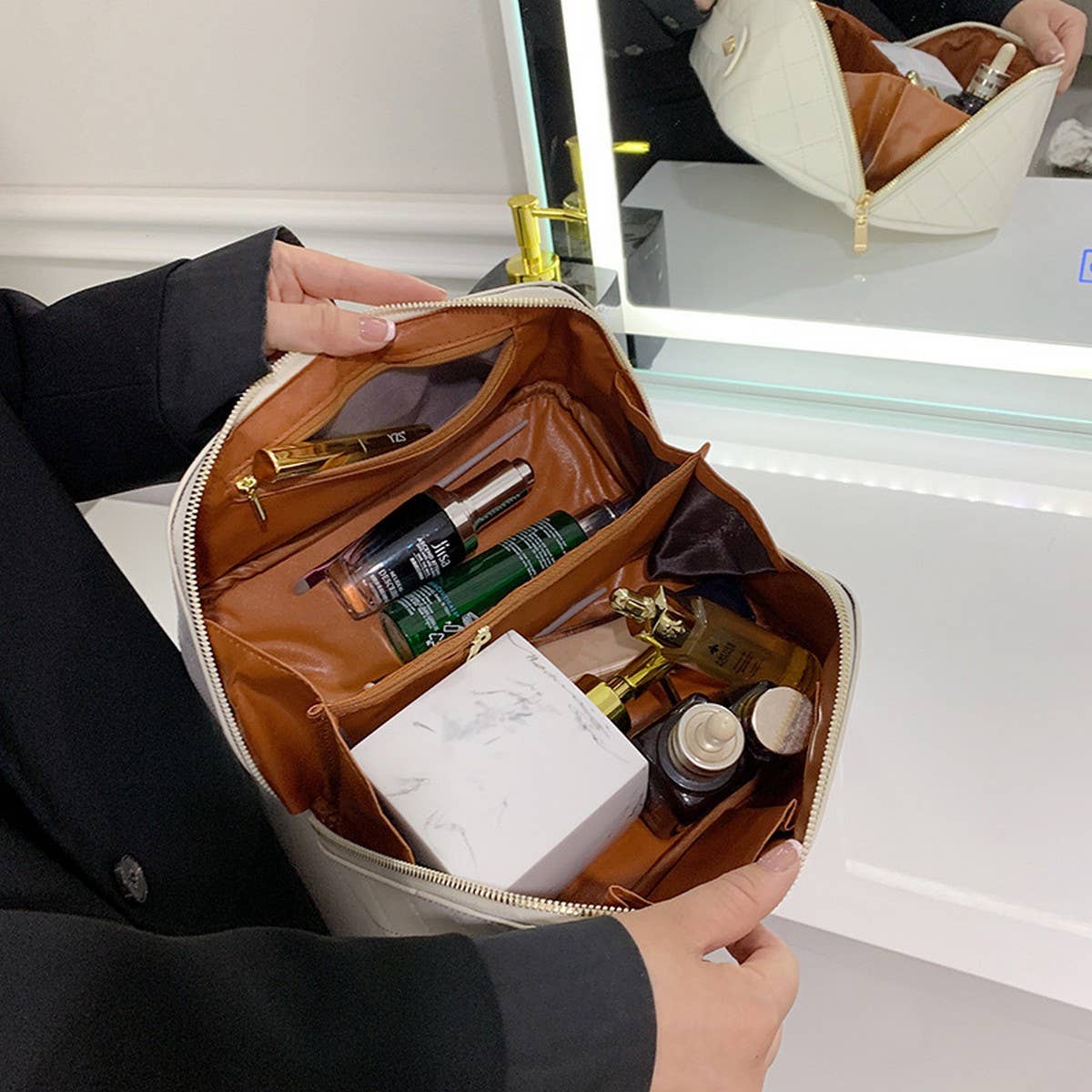 NEW DIAMOND-SHAPED LARGE-CAPACITY COSMETIC BAG_CWAB4378