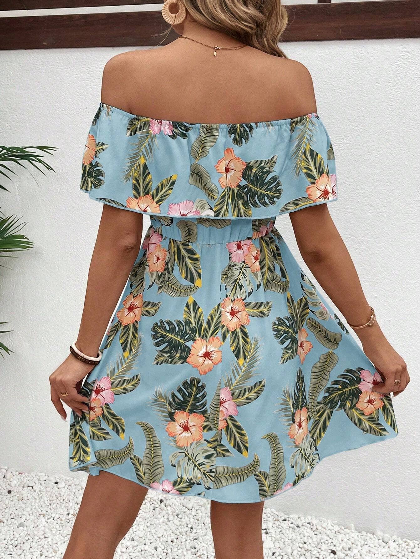 A fashionable printed one-shoulder ruffled dress