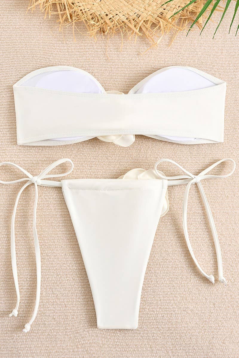 CWMW0872_THREE-DIMENSIONAL FLOWER TWO-PIECE SWIMSUIT