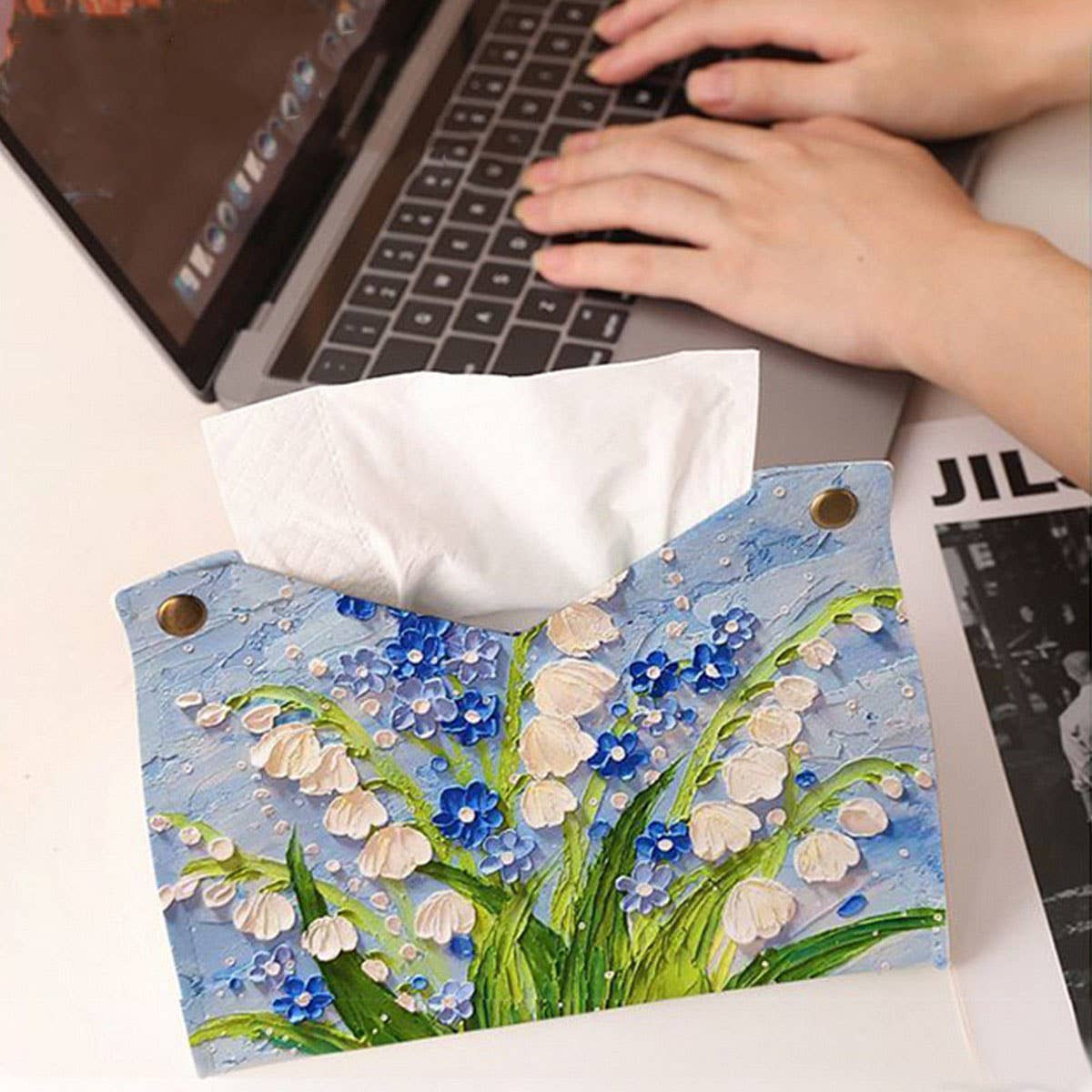 NEW CHINESE STYLE HIGH-GRADE KOI TISSUE BOX