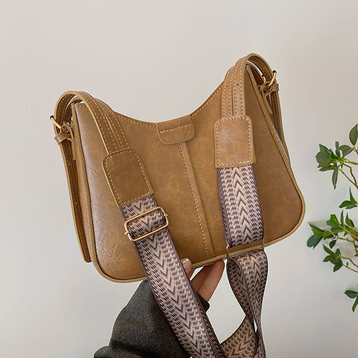 RETRO COMMUTER FASHION CROSSBODY BAG_CWAB3300