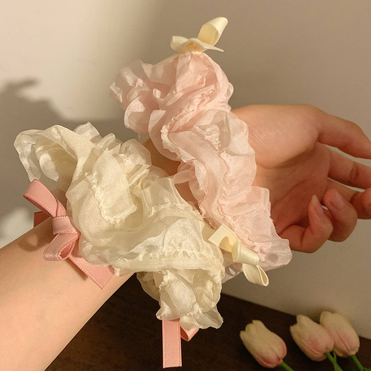 BALLET STYLE BOW HAIR SCRUNCHIES_CWAHA2270