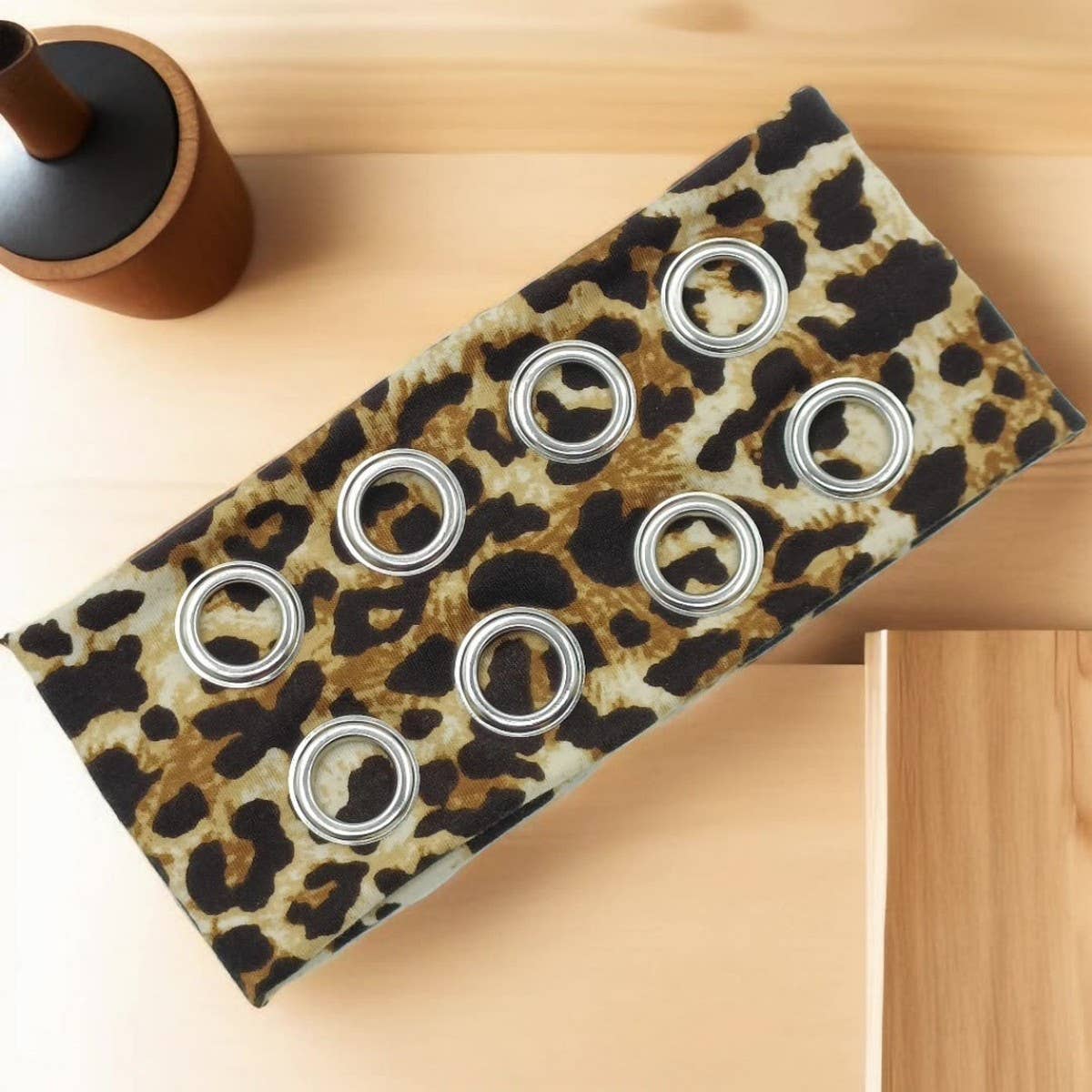 Animal Print Wide Elastic Headband with Studs_CWAHA6307