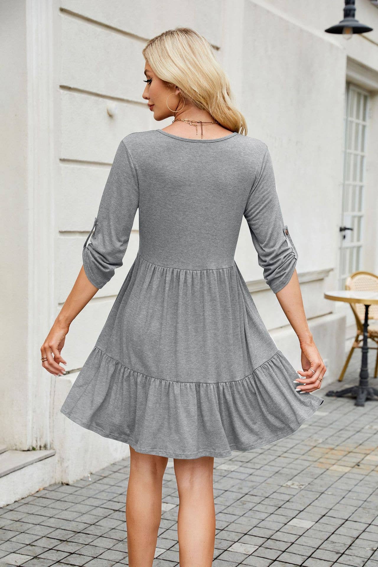Solid color crew-neck button mid-length dress