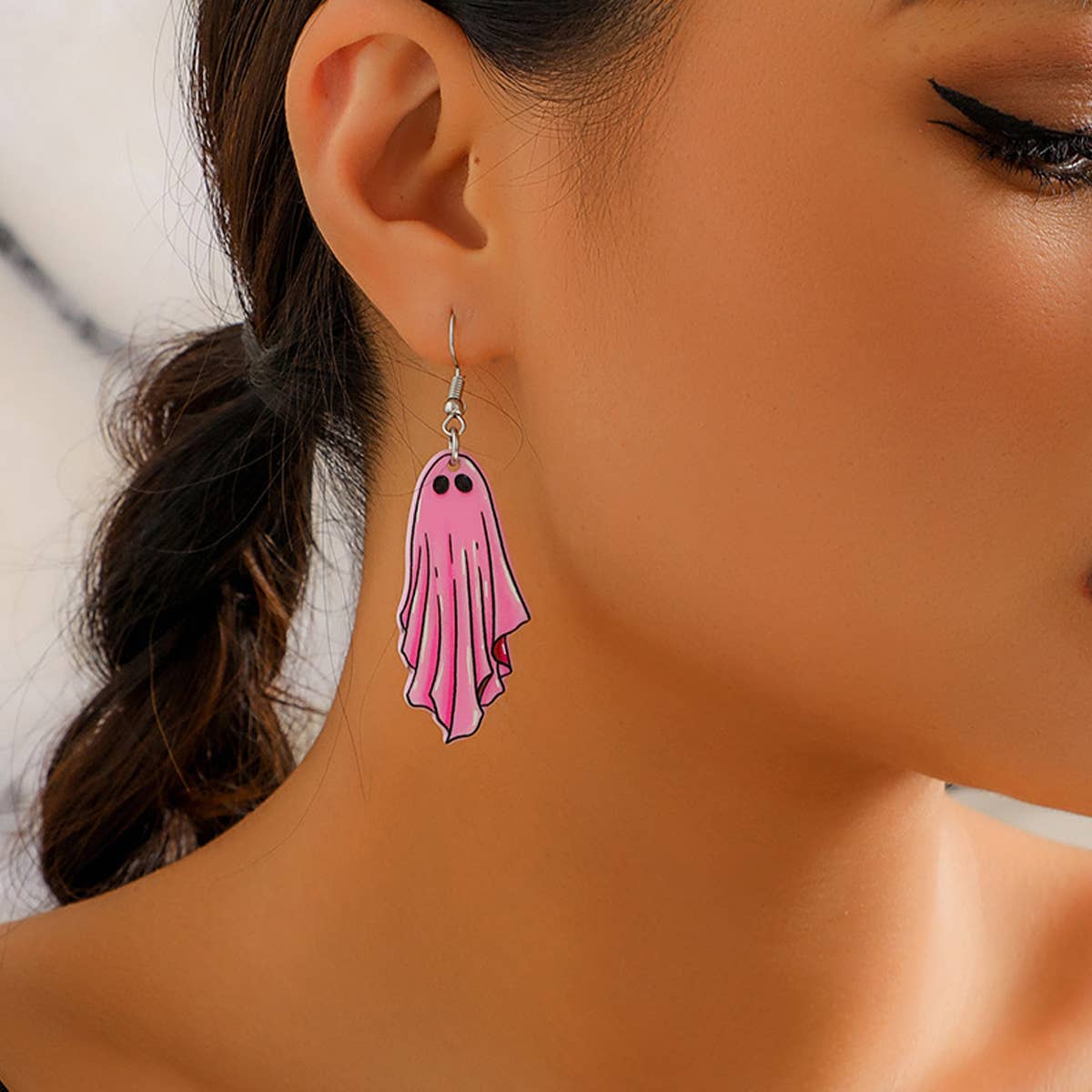 NEW DARK SWEET COOL WITCH GHOST EARRINGS