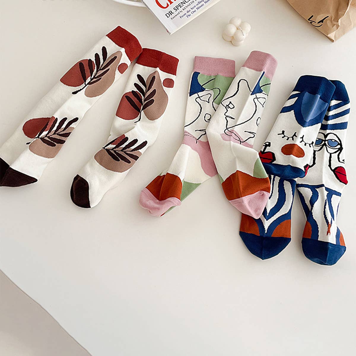 FASHIONABLE PRINTED MID-CALF COTTON SOCKS