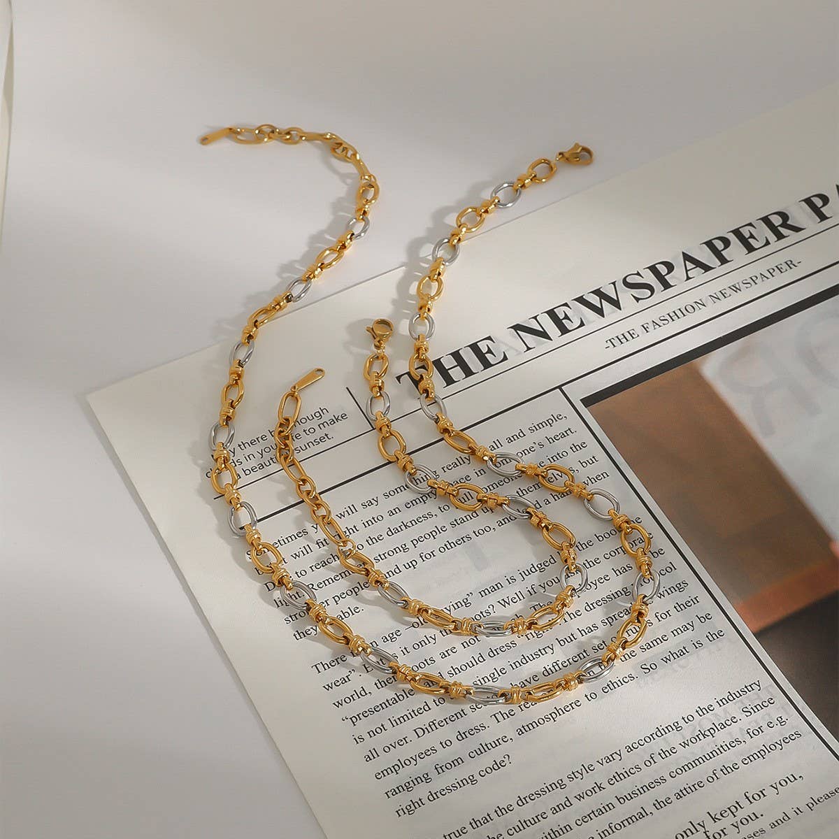 18K Gold Silver Two-Tone Cross Clasp Necklace_CWAJE4860