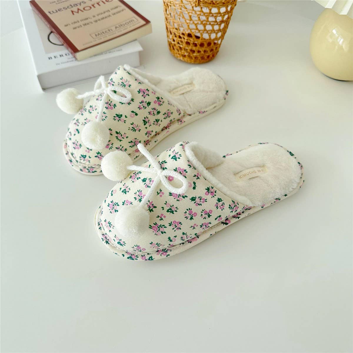 NEW STYLE PLUSH HOME WARM THICK-SOLED SLIPPERS_CWMM2984