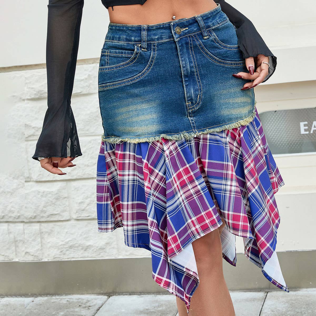 Skirt with irregular skirt hem and umbrella shape