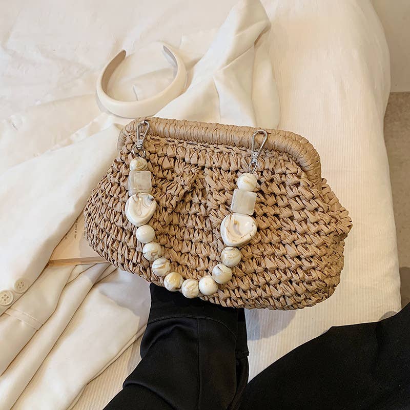 Trendy weaving of vacation beach bags